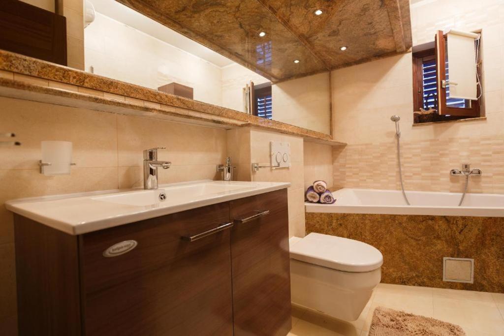 ספליט Luxury Apartments Near Bacvice Beach מראה חיצוני תמונה